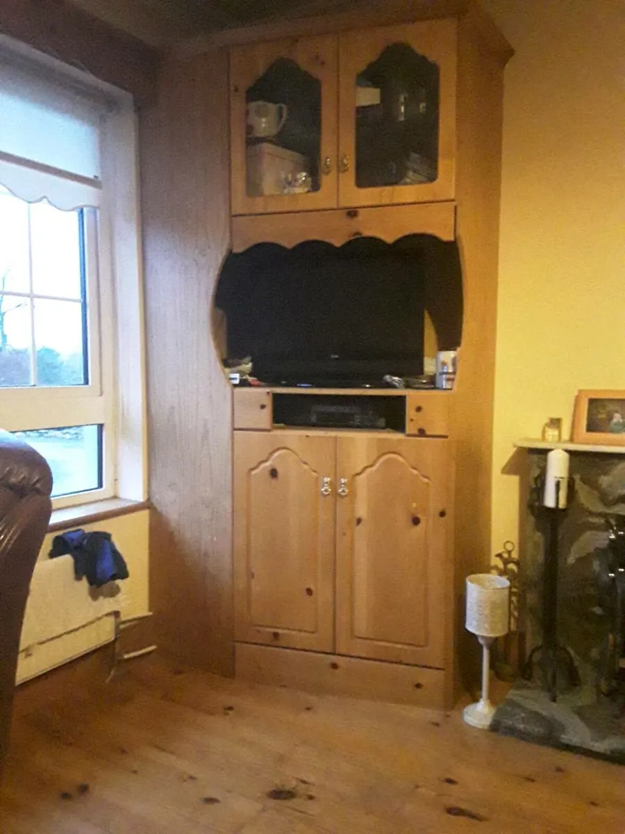 Sitting room cabinet - Image 1