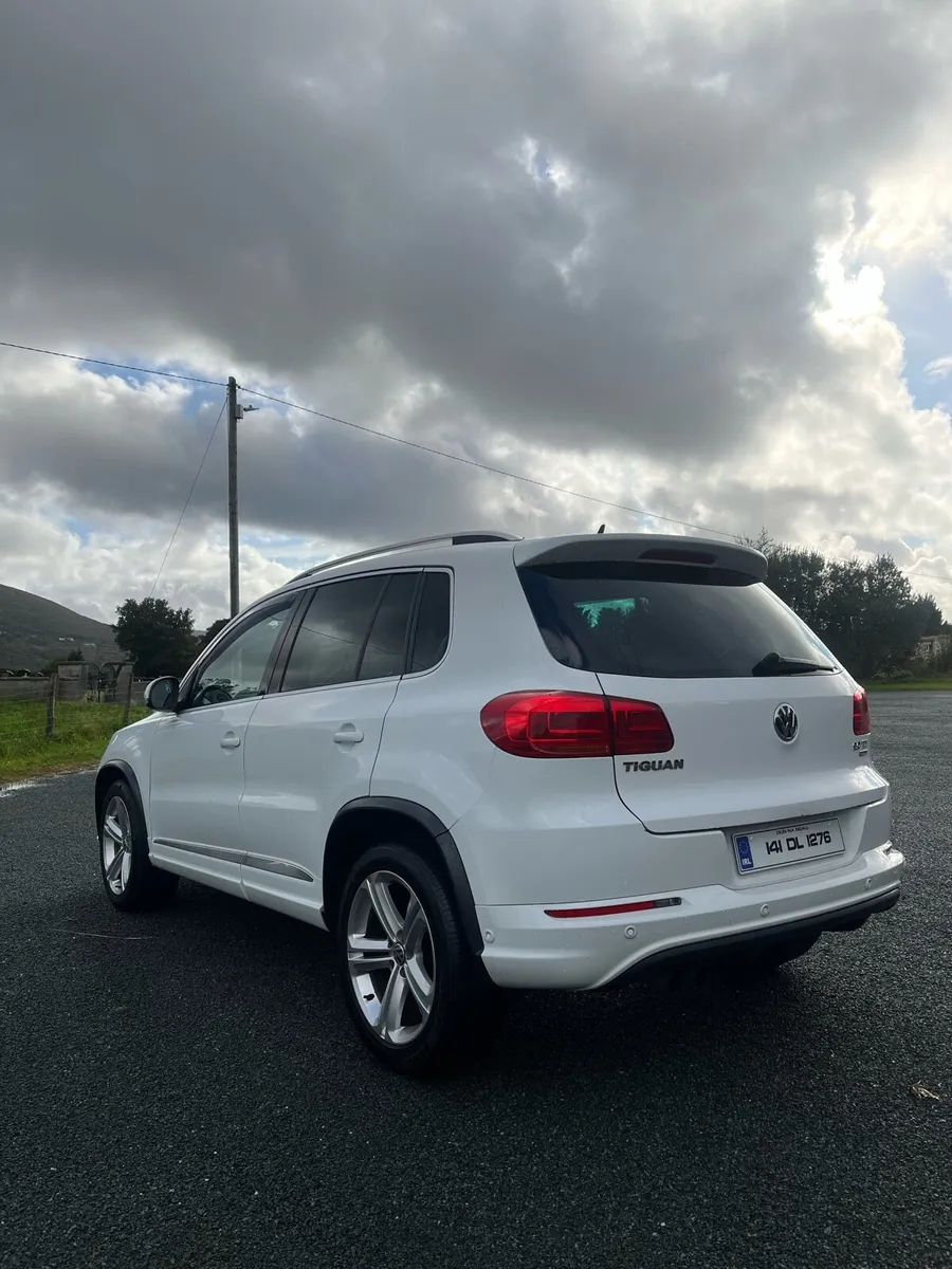 2014 VW Tiguan R-Line - Image 4