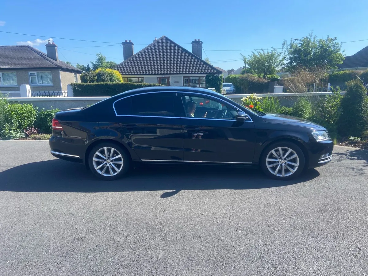 141 Volkswagen Passat 1.6 TDI Highline - Image 2
