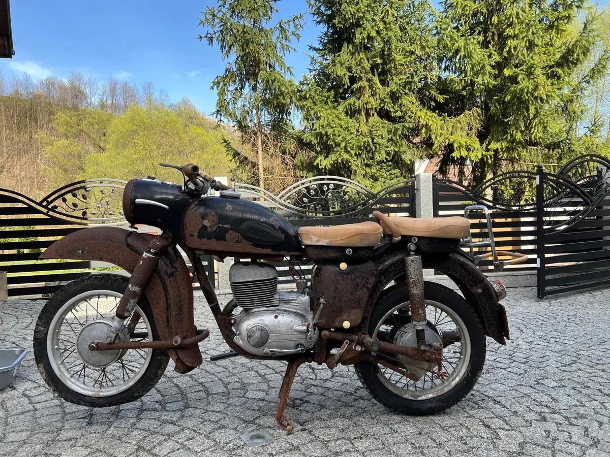 Honda cb1300  xj750 maxim mz250 - Image 2