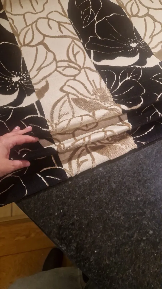 Handmade Roman Blind - Image 4