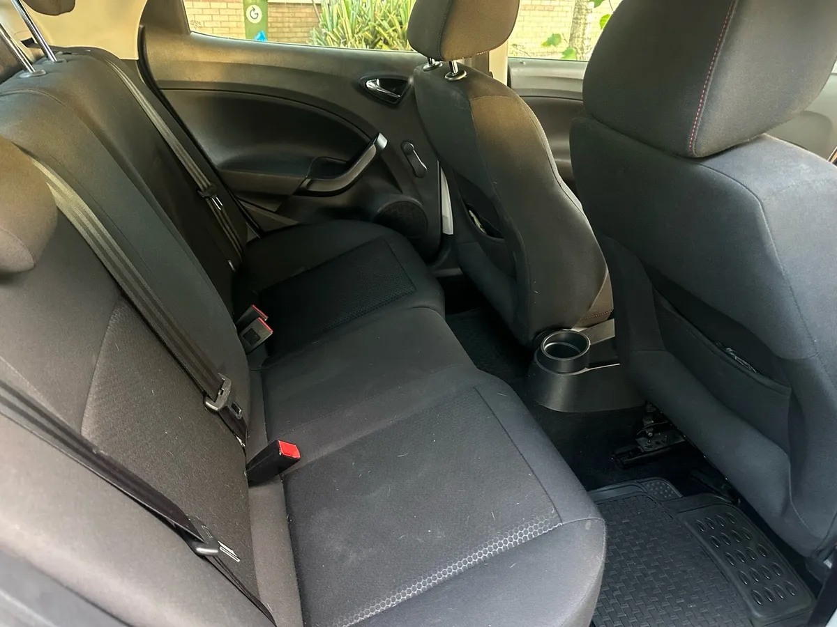 152 Seat Ibiza 1.0 L ( FR Model ) Automatic - Image 2