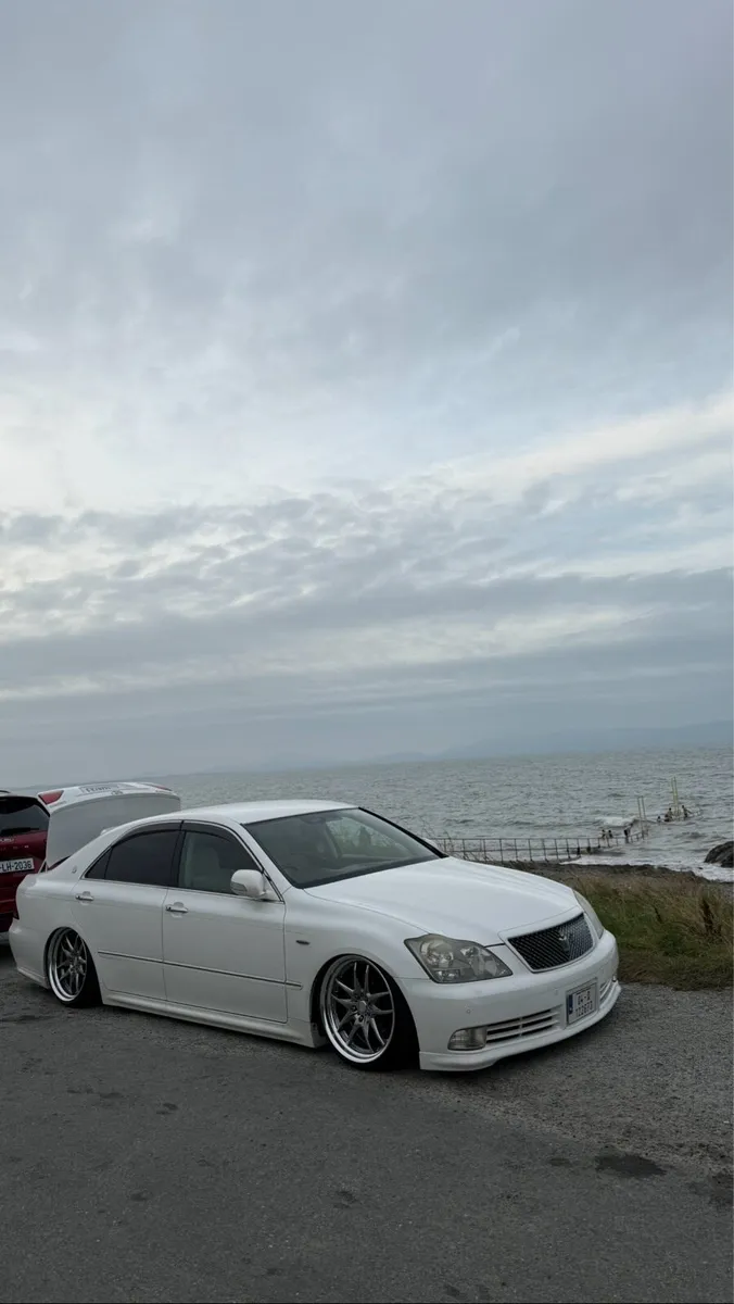2004 Toyota Crown Tax + Nct - Image 1