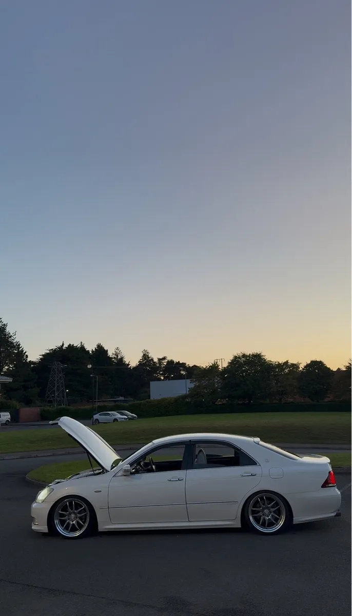 2004 Toyota Crown Tax + Nct - Image 2