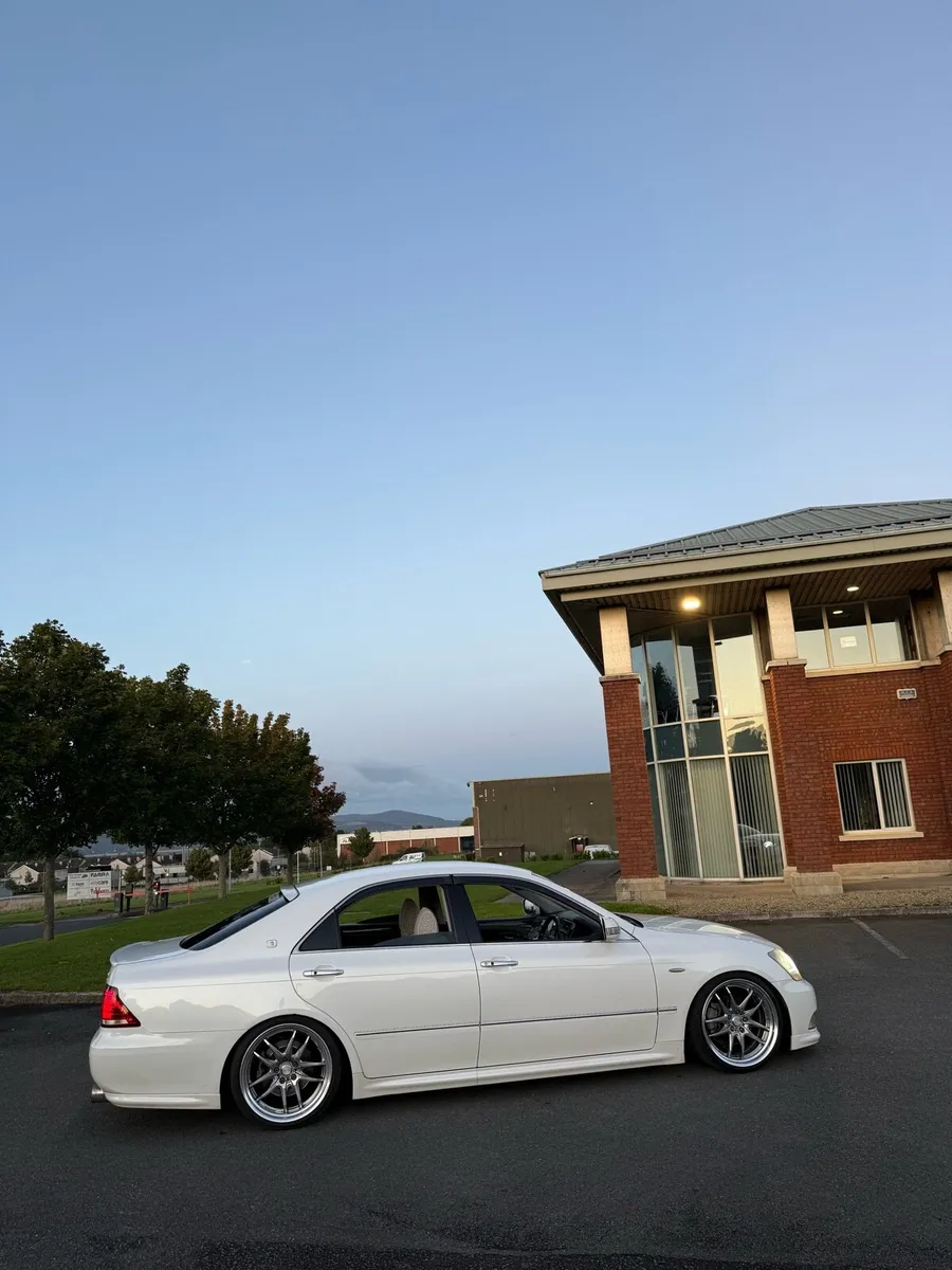 2004 Toyota Crown Tax + Nct - Image 4
