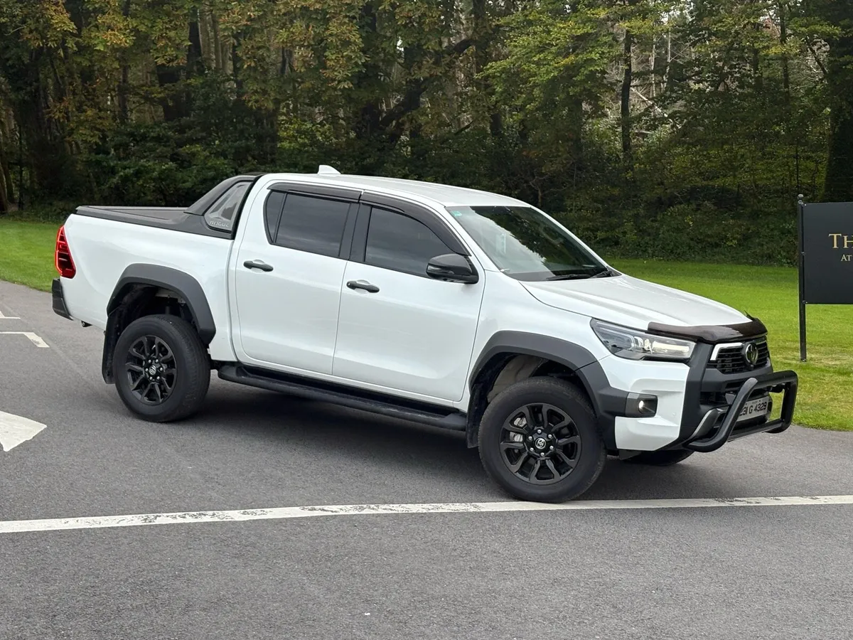 Toyota Hilux - Image 2