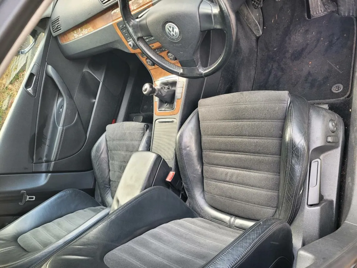2006 passat low kms - Image 2