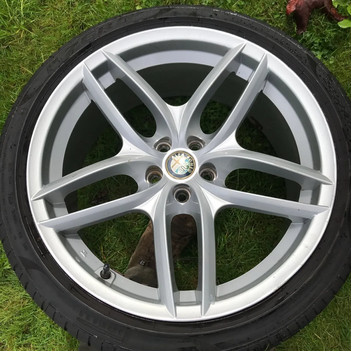 Alfa Romeo GT MONZA Cloverleaf  Alloy Wheels 18 - Image 3