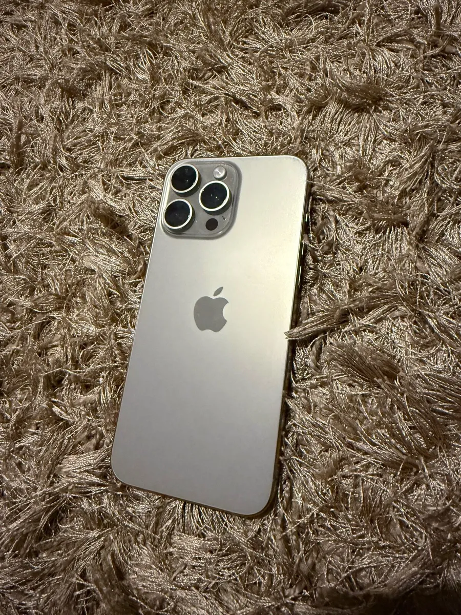 Iphone 15 pro max - Image 1