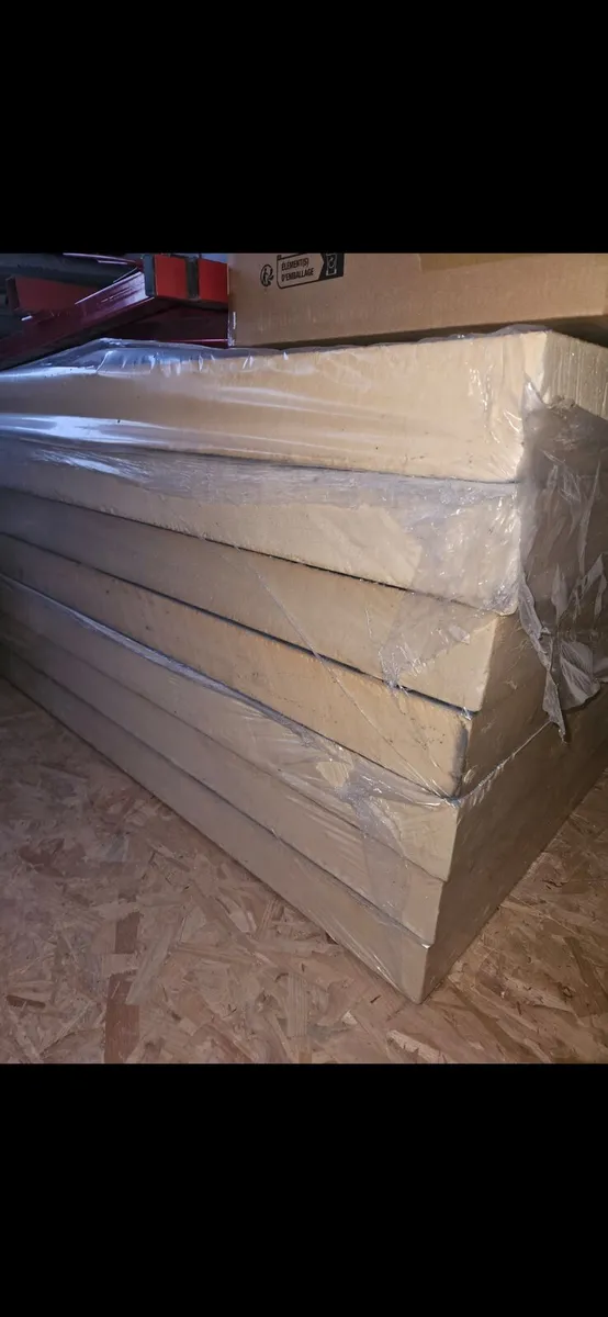 100mm PIR  insulation board, 8' x 4' foil wrapped - Image 1