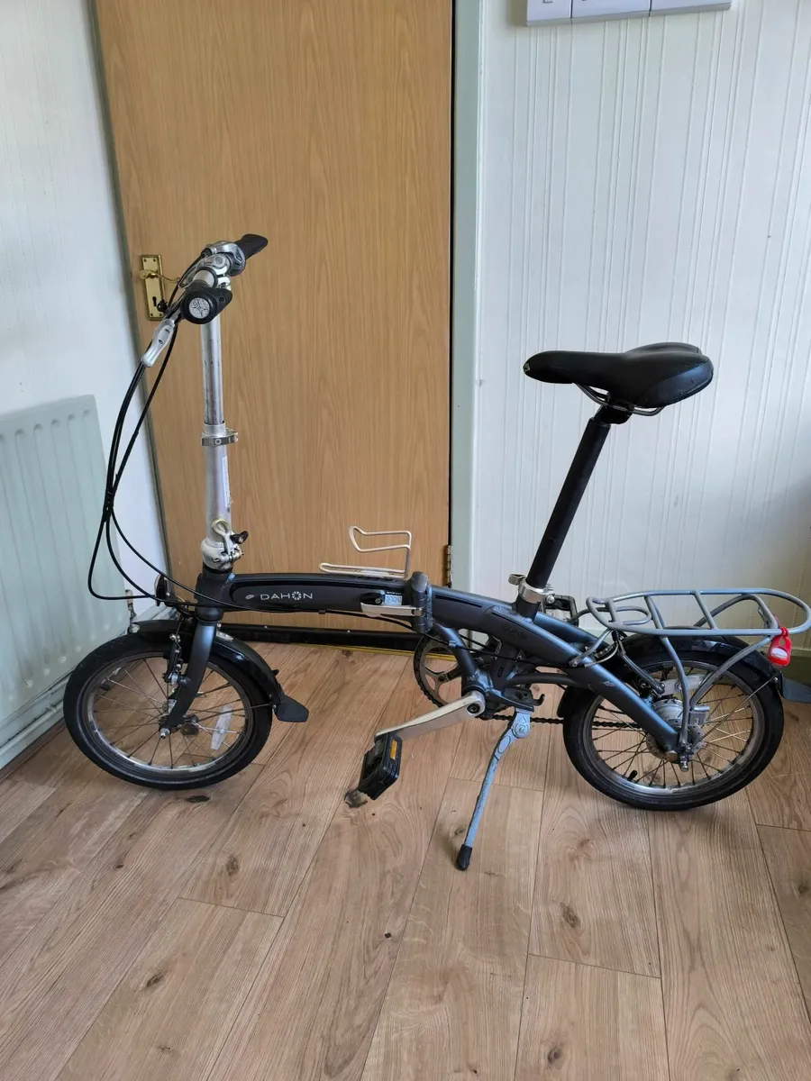 Dahon D7 Folding Bike - Image 1