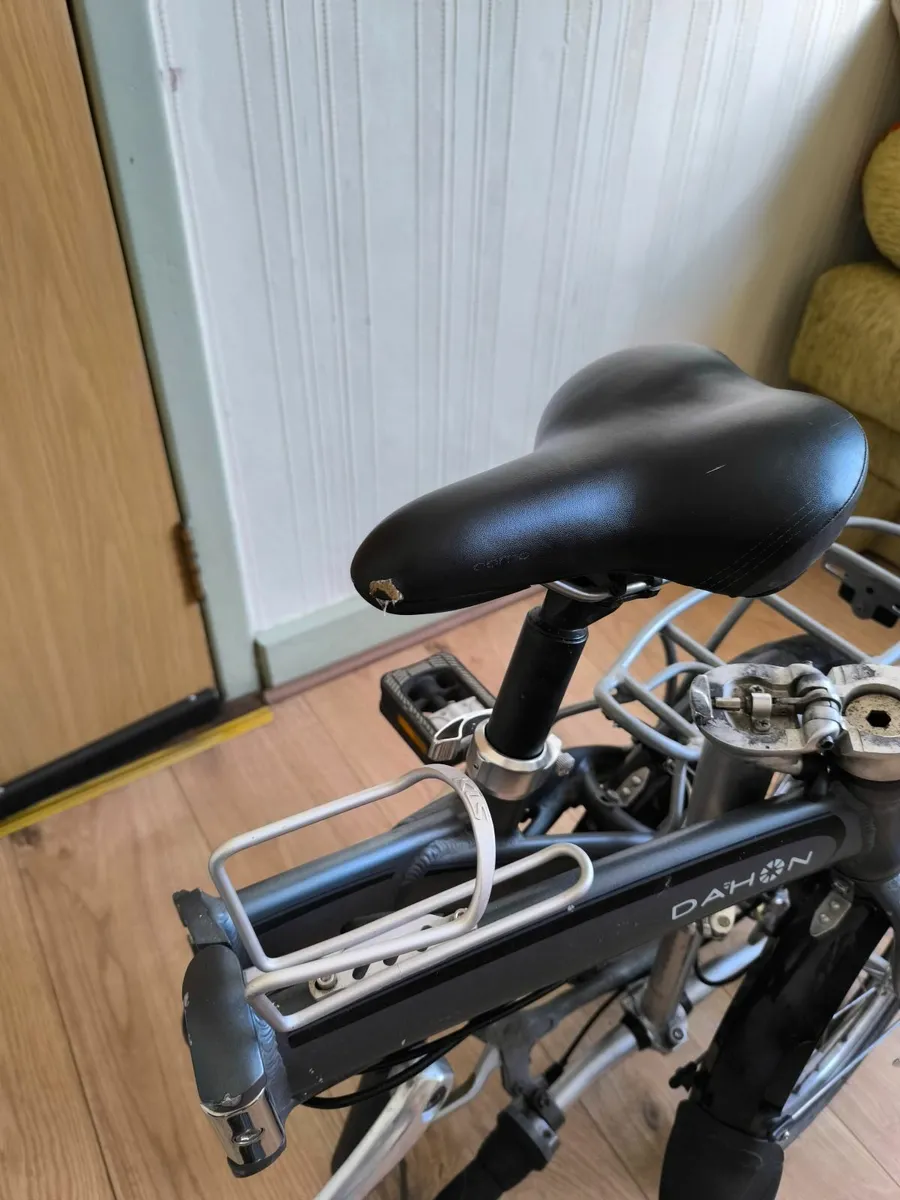 Dahon D7 Folding Bike - Image 2