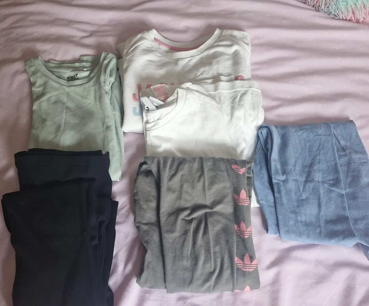 Children's Clothes - Image 2
