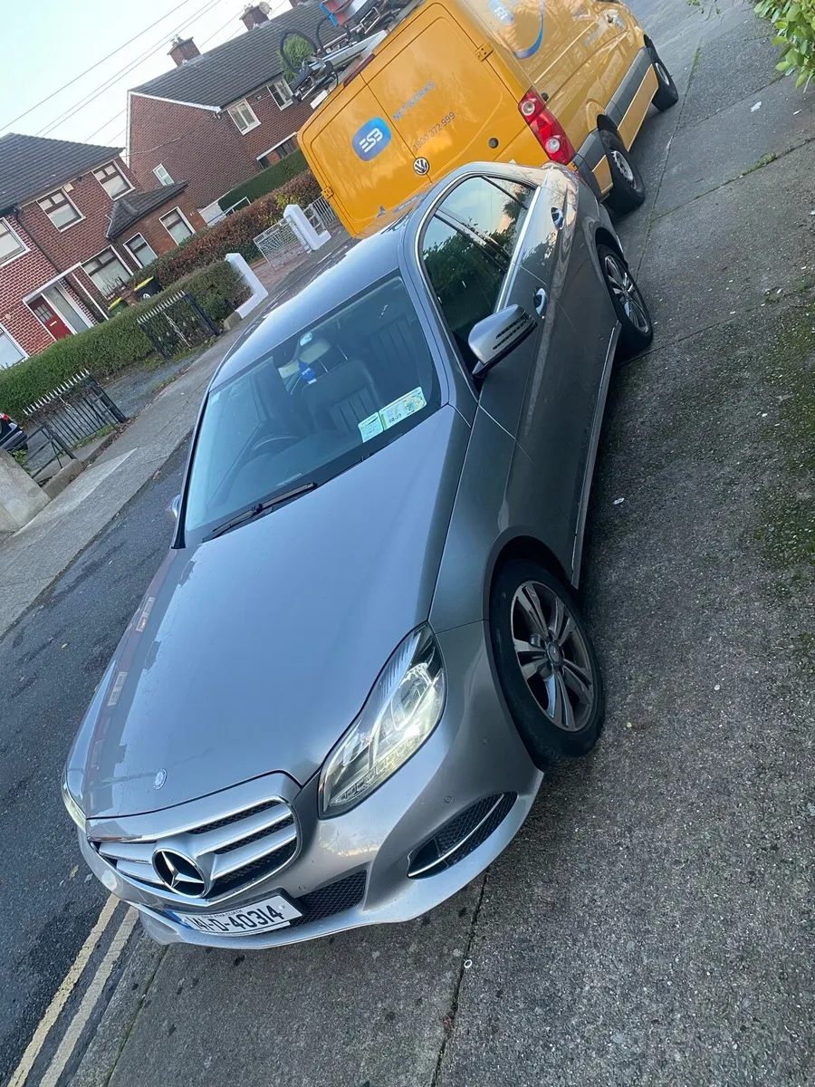 Mercedes e220 cdi - Image 1