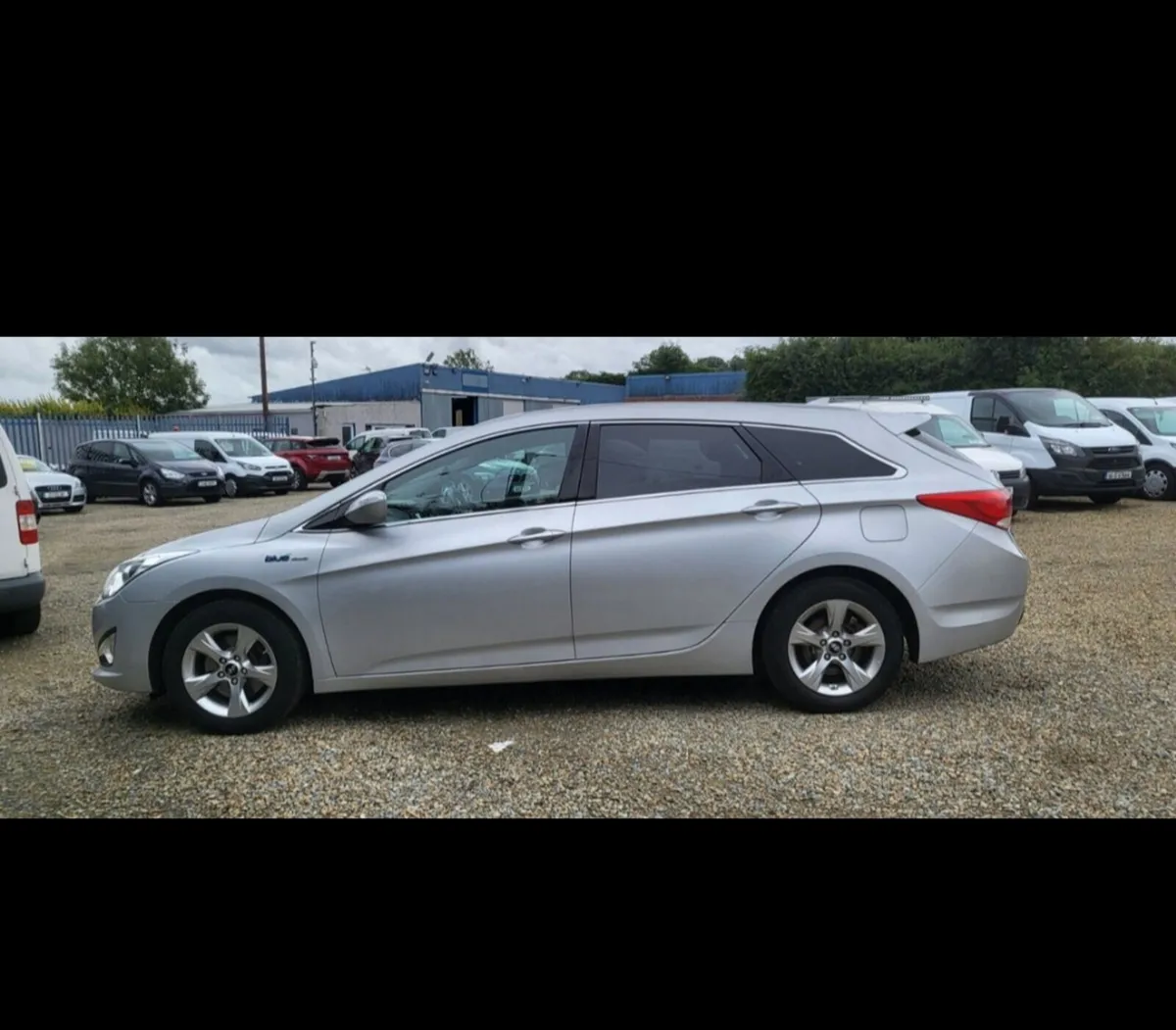 Hyundai i40 2015 long tax and test - Image 2