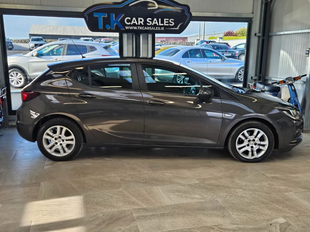 16 OPEL ASTRA S EDITION 1.6 DIESEL - Image 4
