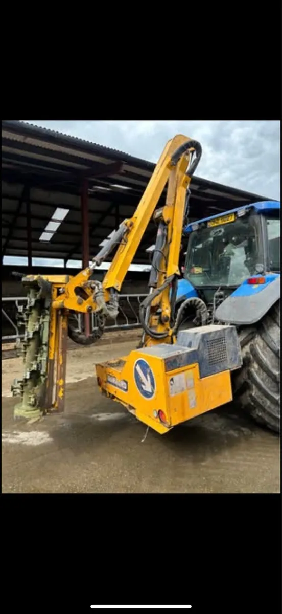 Bomford hedge cutter - Image 1