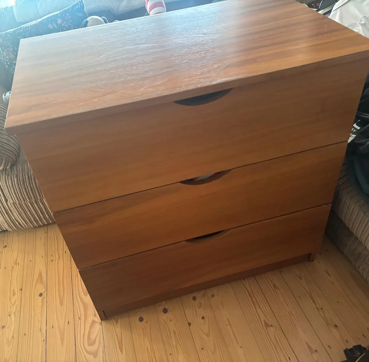 Wardrobe and chest of drawers - Image 4