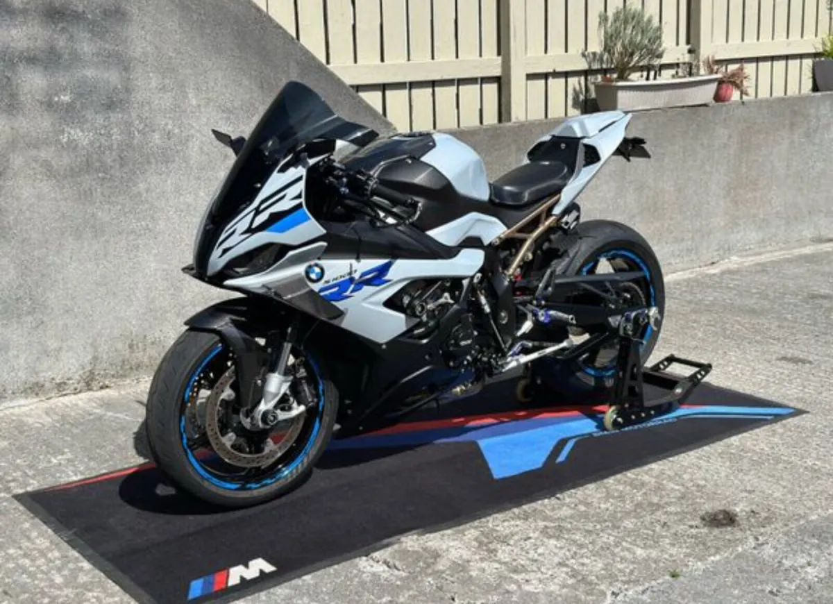 Bmw S1000RR 2020 - Image 1