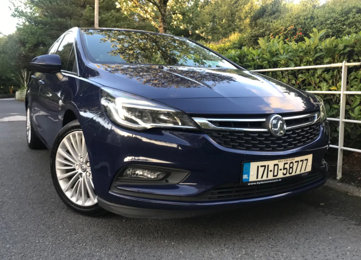 Vauxhall Opel Astra Elite Edition 1.6 Tdci - Image 1