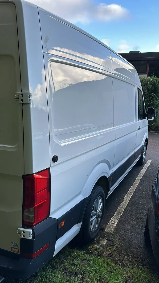 VW Crafter van - Image 4
