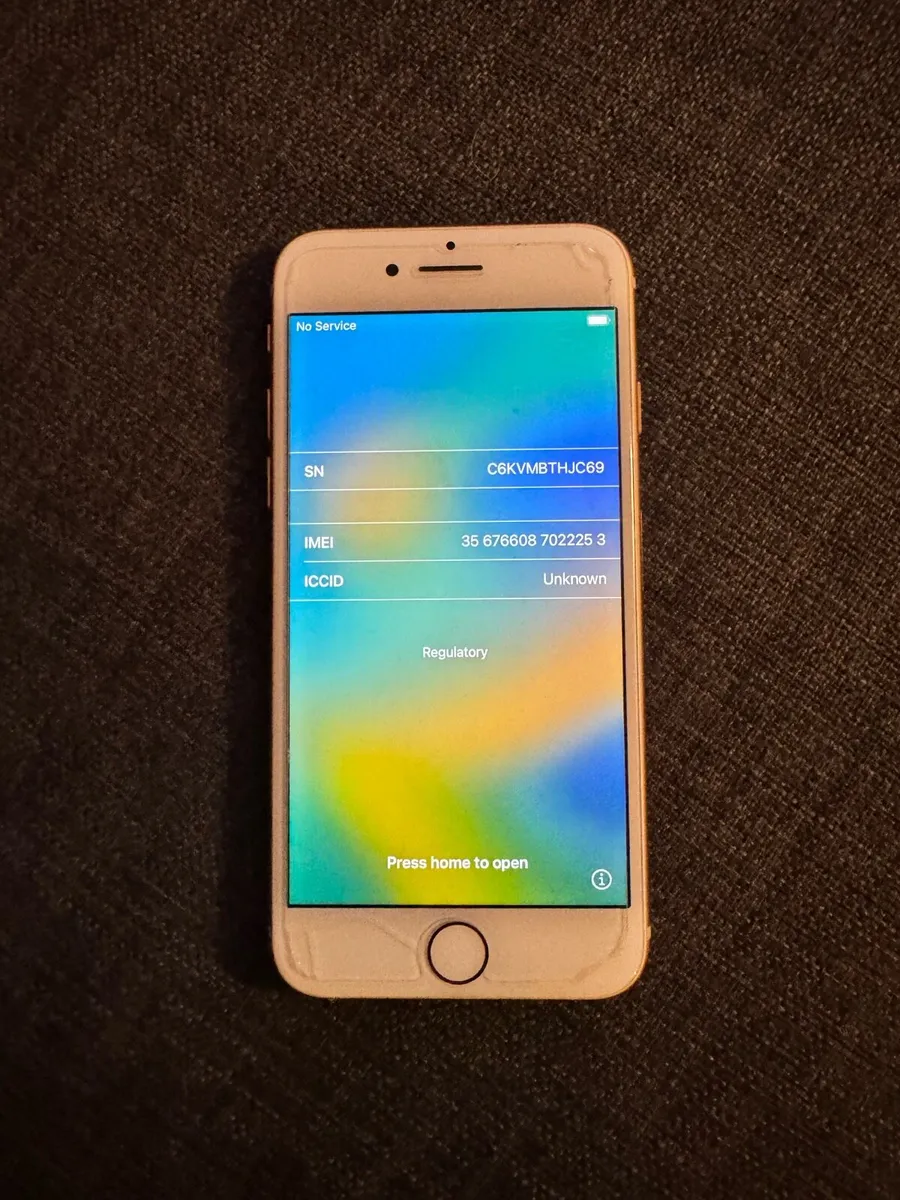 iPhone SE 64gb - Image 1