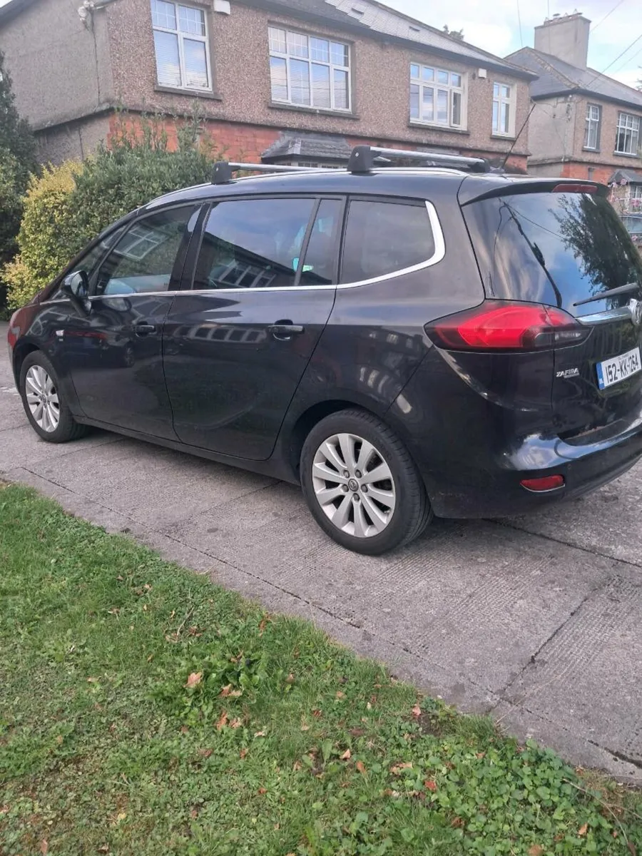 2015 Vauxhall Zafira - Image 1
