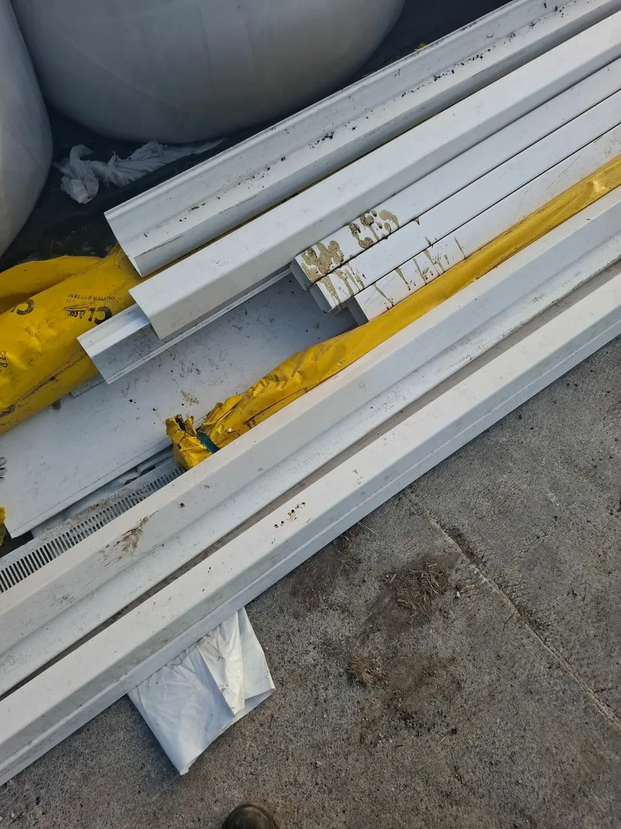 Gutters and downpipes - Image 4