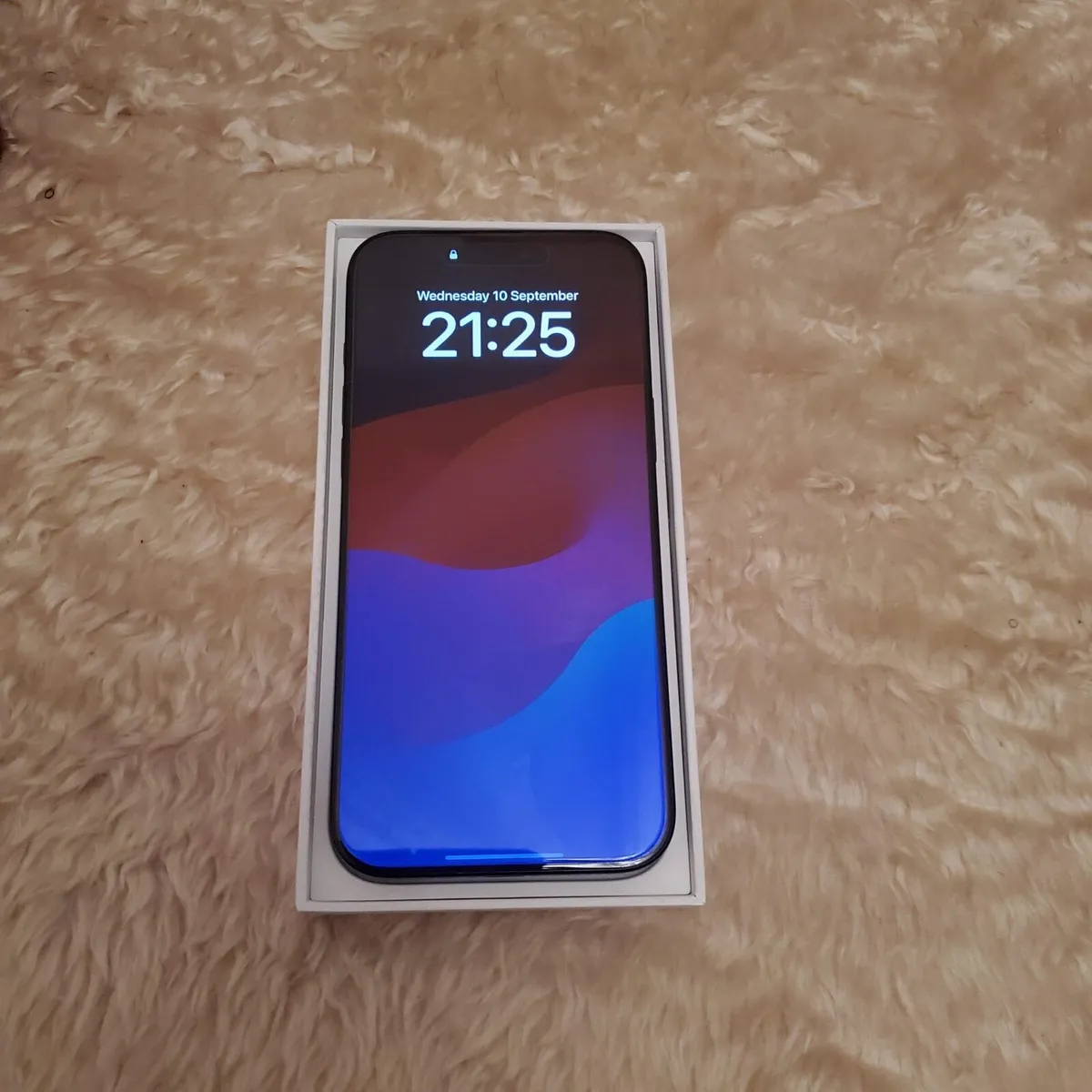 iPhone 16 Pro Max 256GB - Image 1