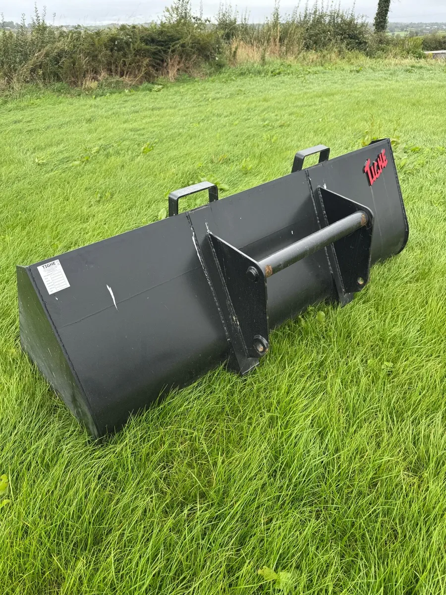 Tighe Manitou Bucket and 2 Man Platform - Image 2