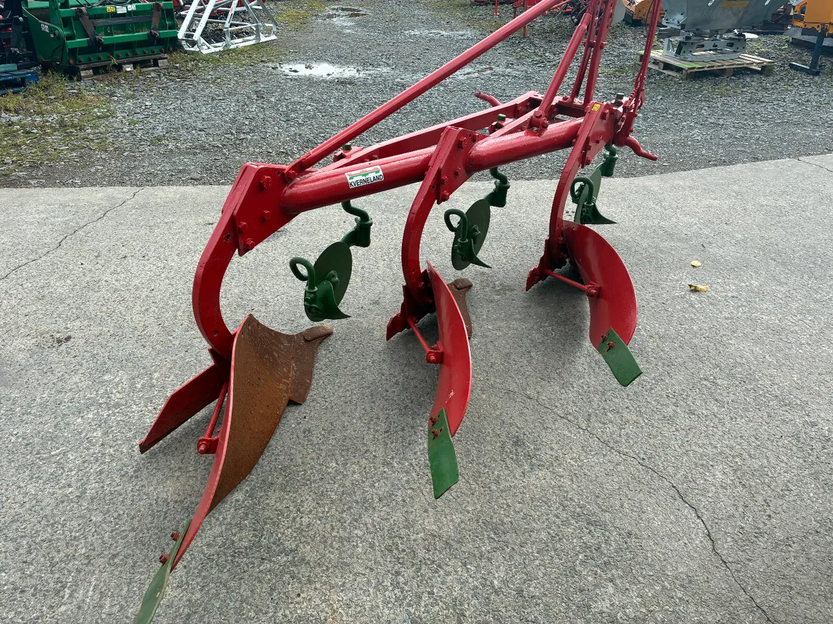Kverneland 3f Plough - Image 4