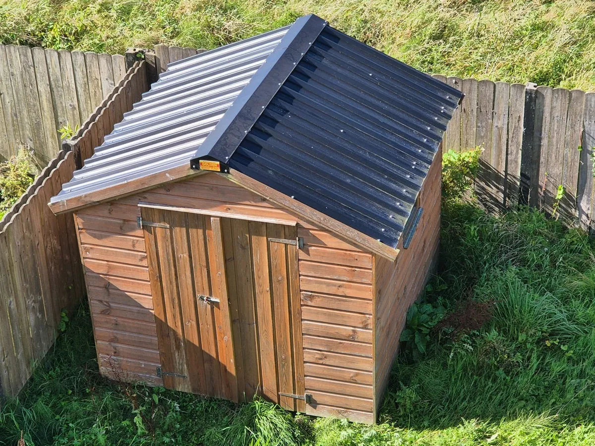 Summer house / garden hutch - Image 2