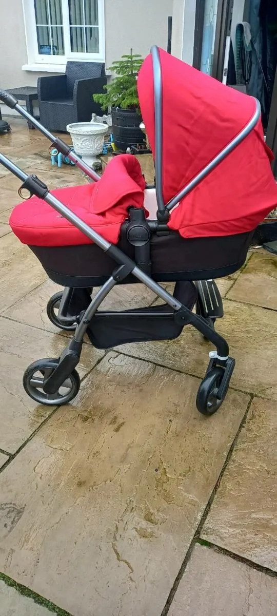 Silver cross pram - Image 2