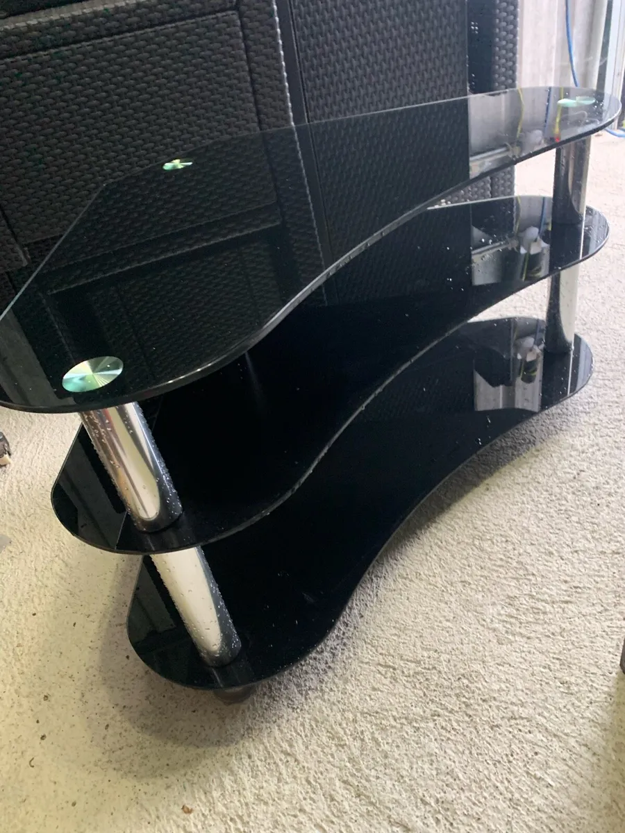 Tv stand - Image 2
