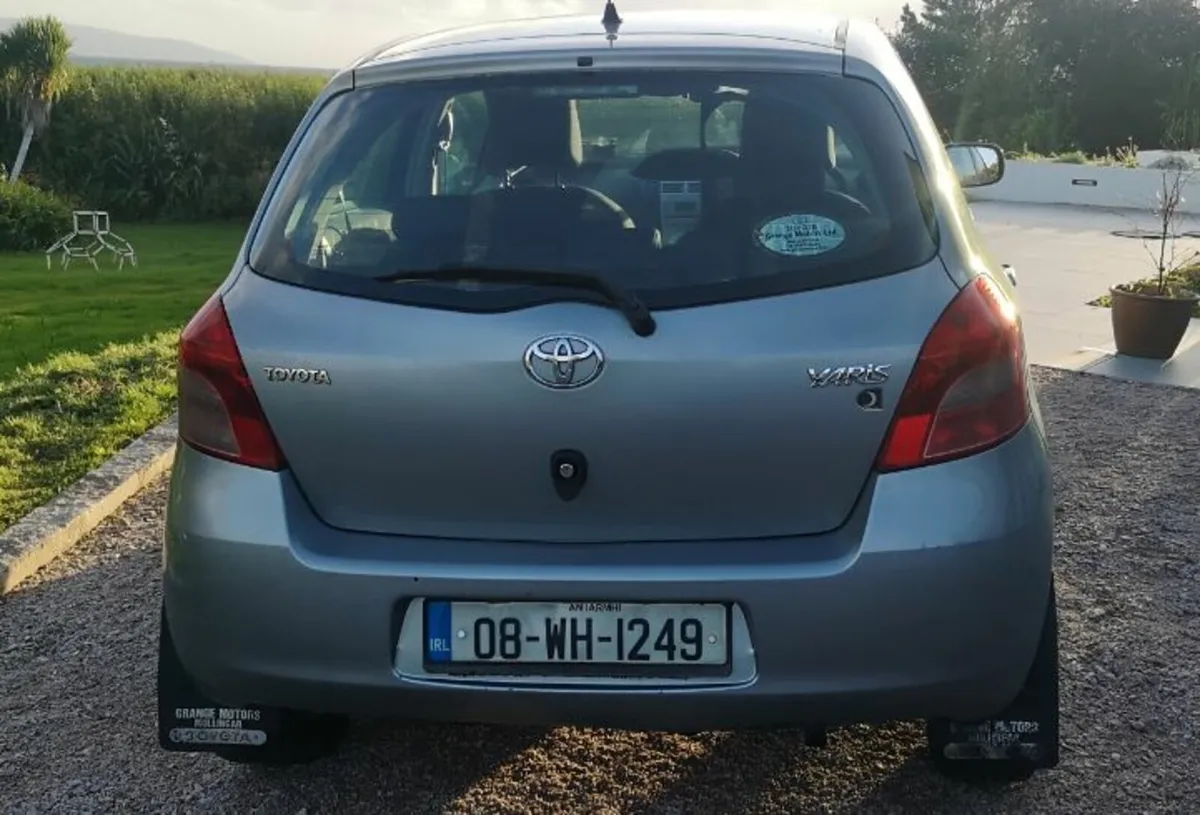 Toyota Yaris 2008 - Image 4