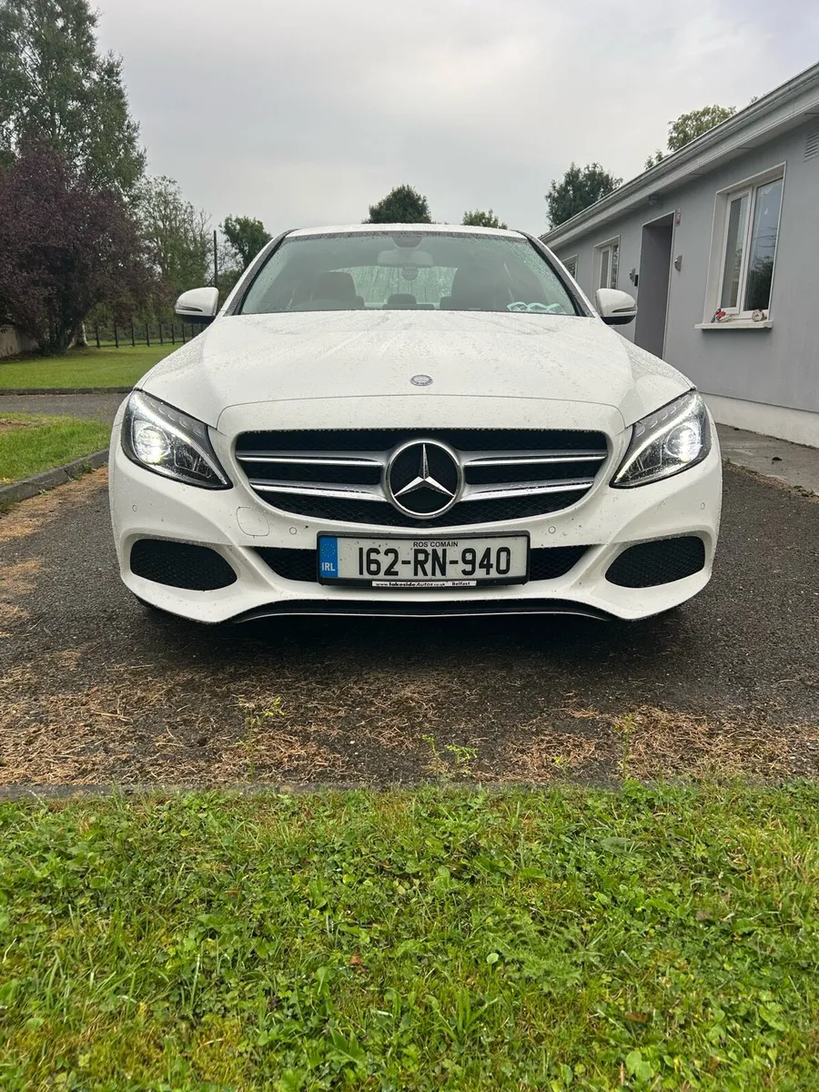 Mercedes C Clall - Image 3