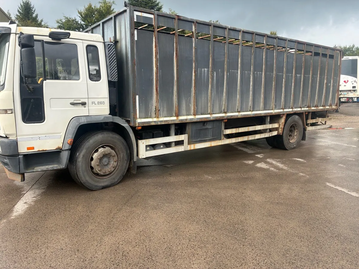 Truck - Image 2