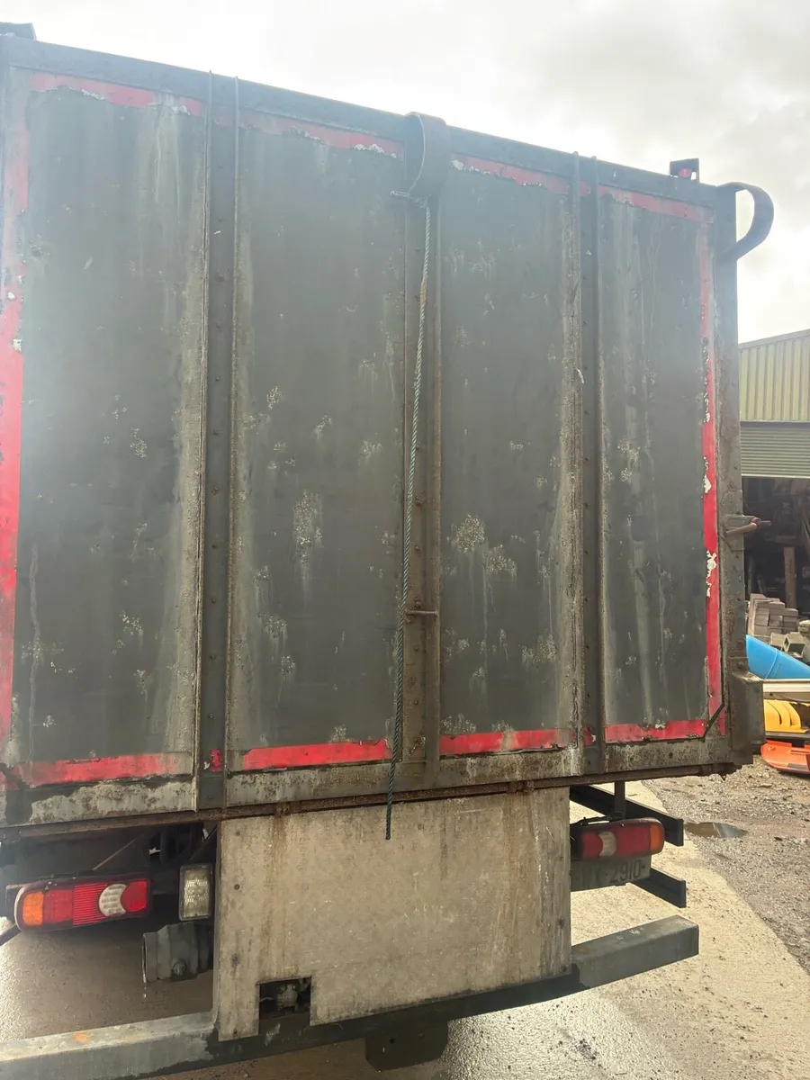 Truck - Image 3