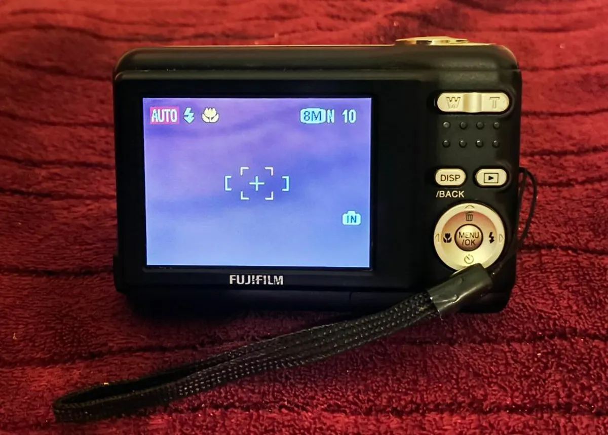 Fujifilm Digital Camera FinePix A850 8.1MP - Image 3