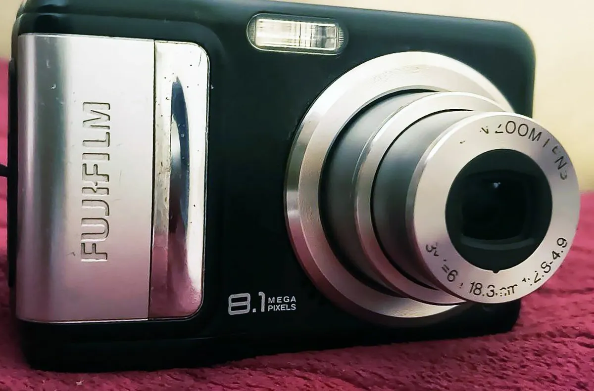 Fujifilm Digital Camera FinePix A850 8.1MP - Image 1
