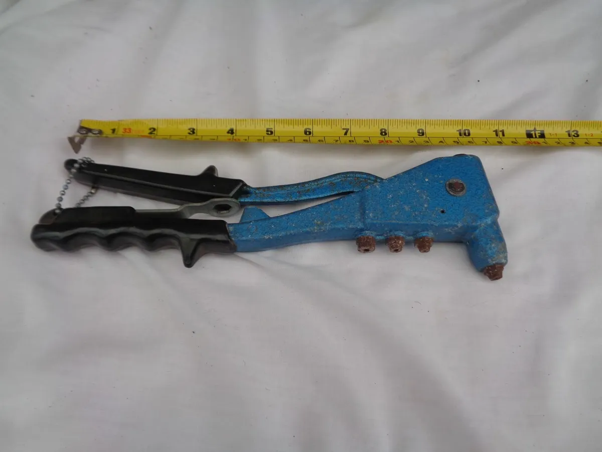 Rivet Gun for Sale - Image 4
