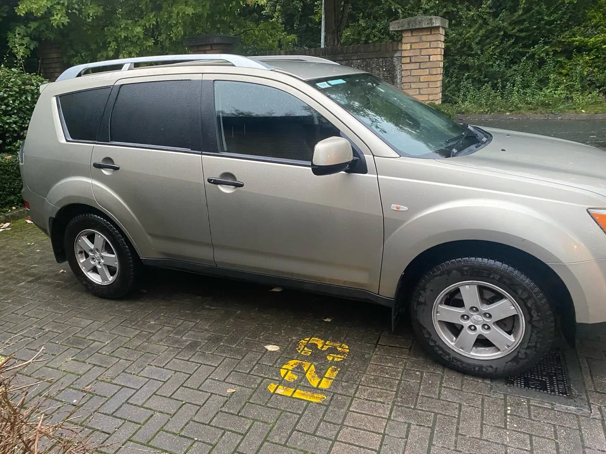Mitsubishi Outlander - Image 3