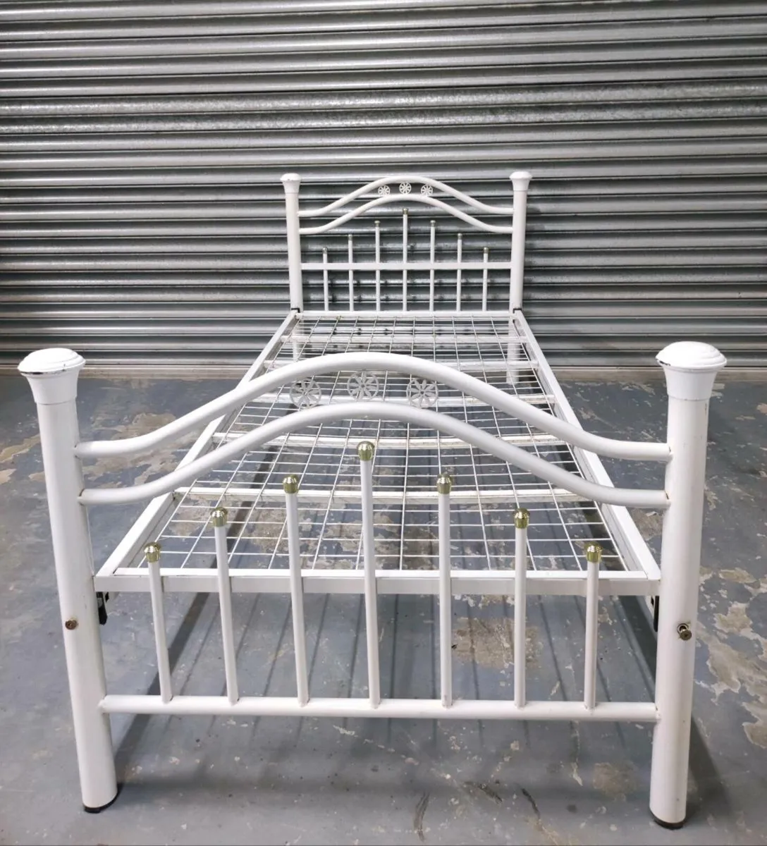 Single bed frame *delivery - Image 1