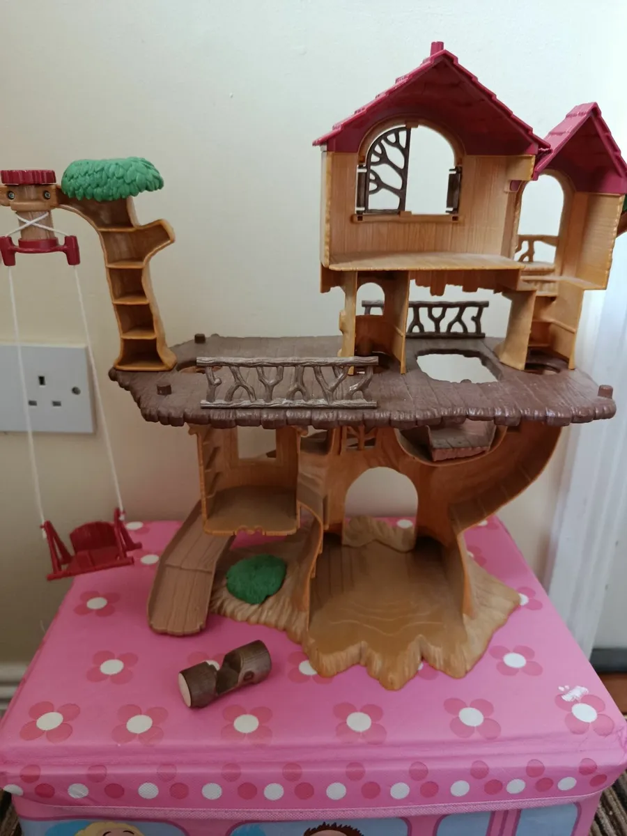 Sylvanian Adventure Tree House - Image 3
