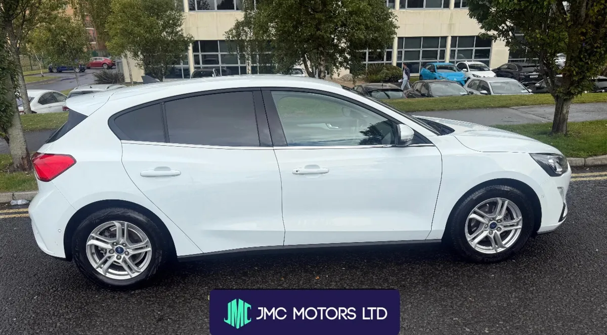 Ford Focus 2021 Low Mileage - Image 2