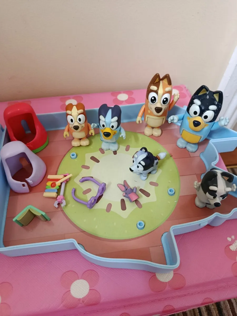 Bluey Play & Go Set - Image 3