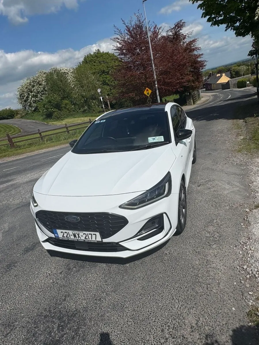 221 160bhp Ford focus st line with Ford warranty - Image 2