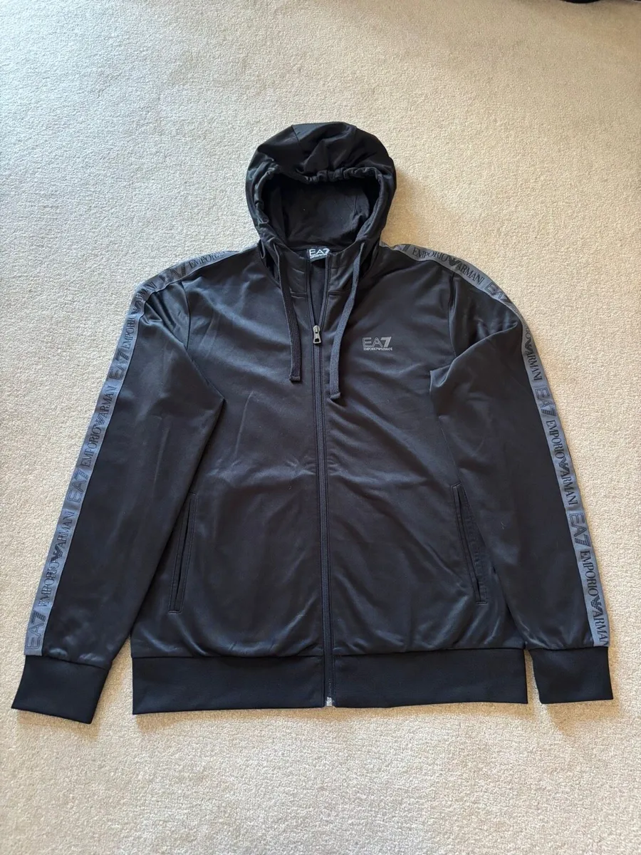Armani Men’s Tracksuit - Large - Image 3