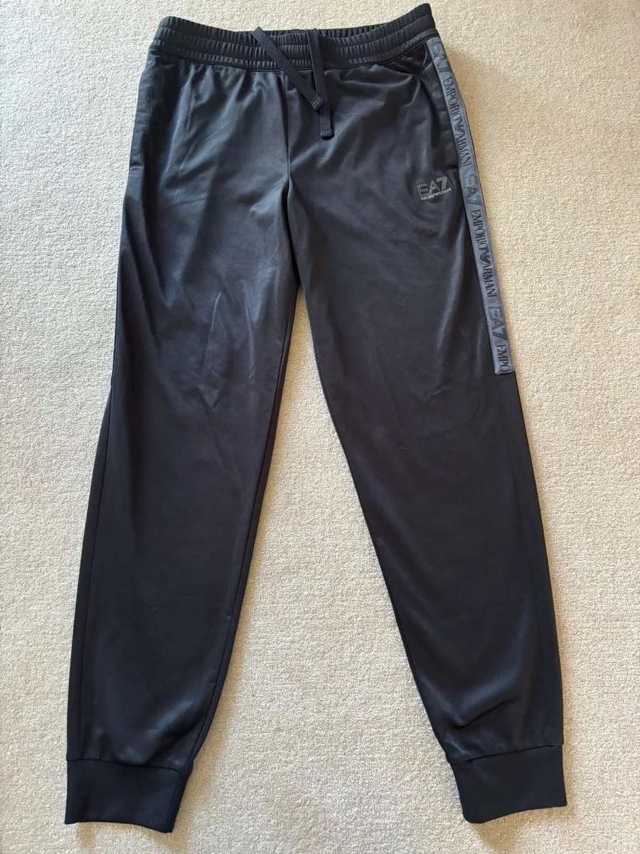 Armani Men’s Tracksuit - Large - Image 4