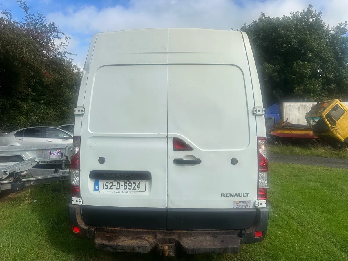 152 Renault Master Twin Wheel (car licence) - Image 4